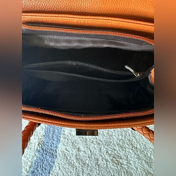 Brown shoulder bag with second handles - Picture 4 of 11